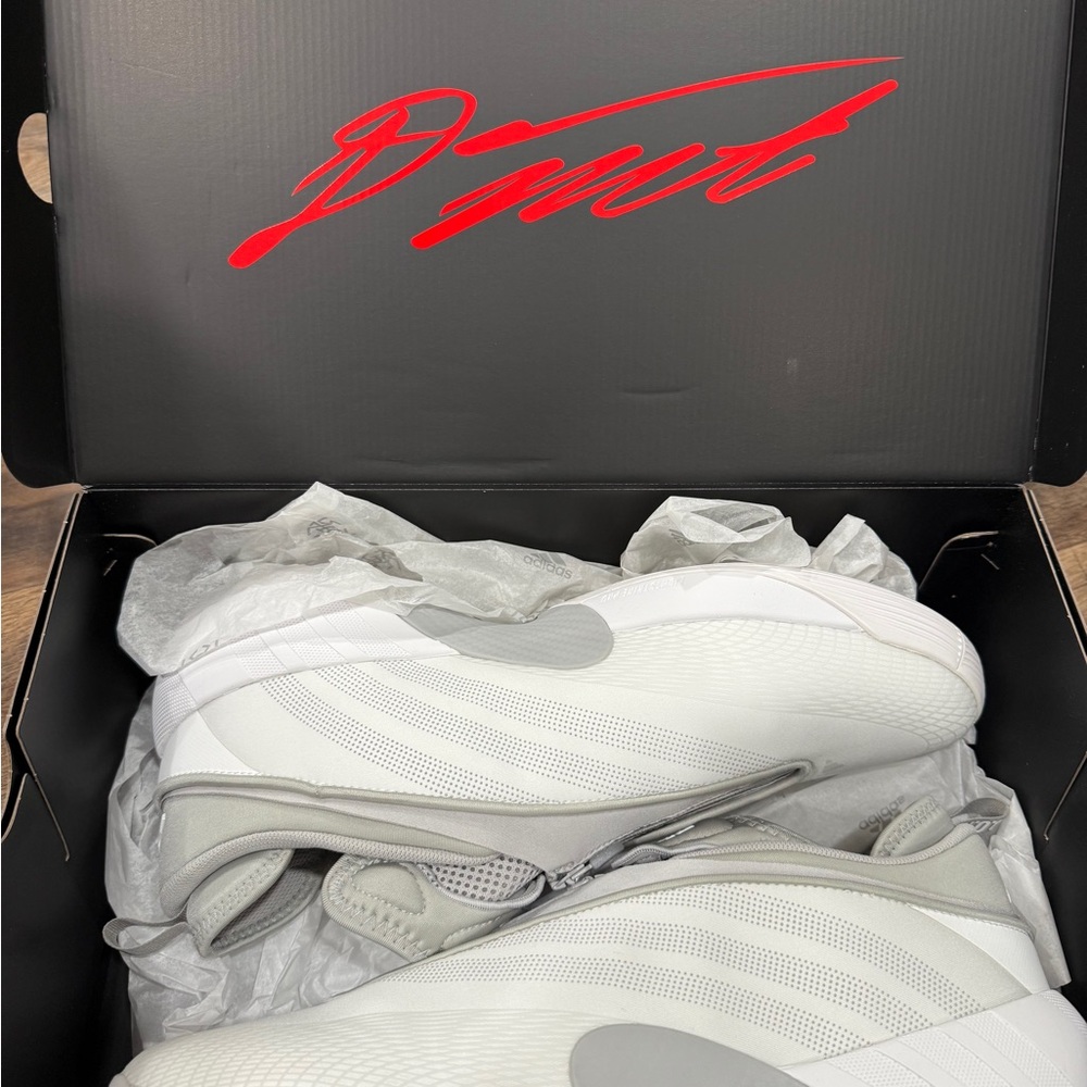 Men’s Adidas D.O.N. Issue 7 (Donovan Mitchell)